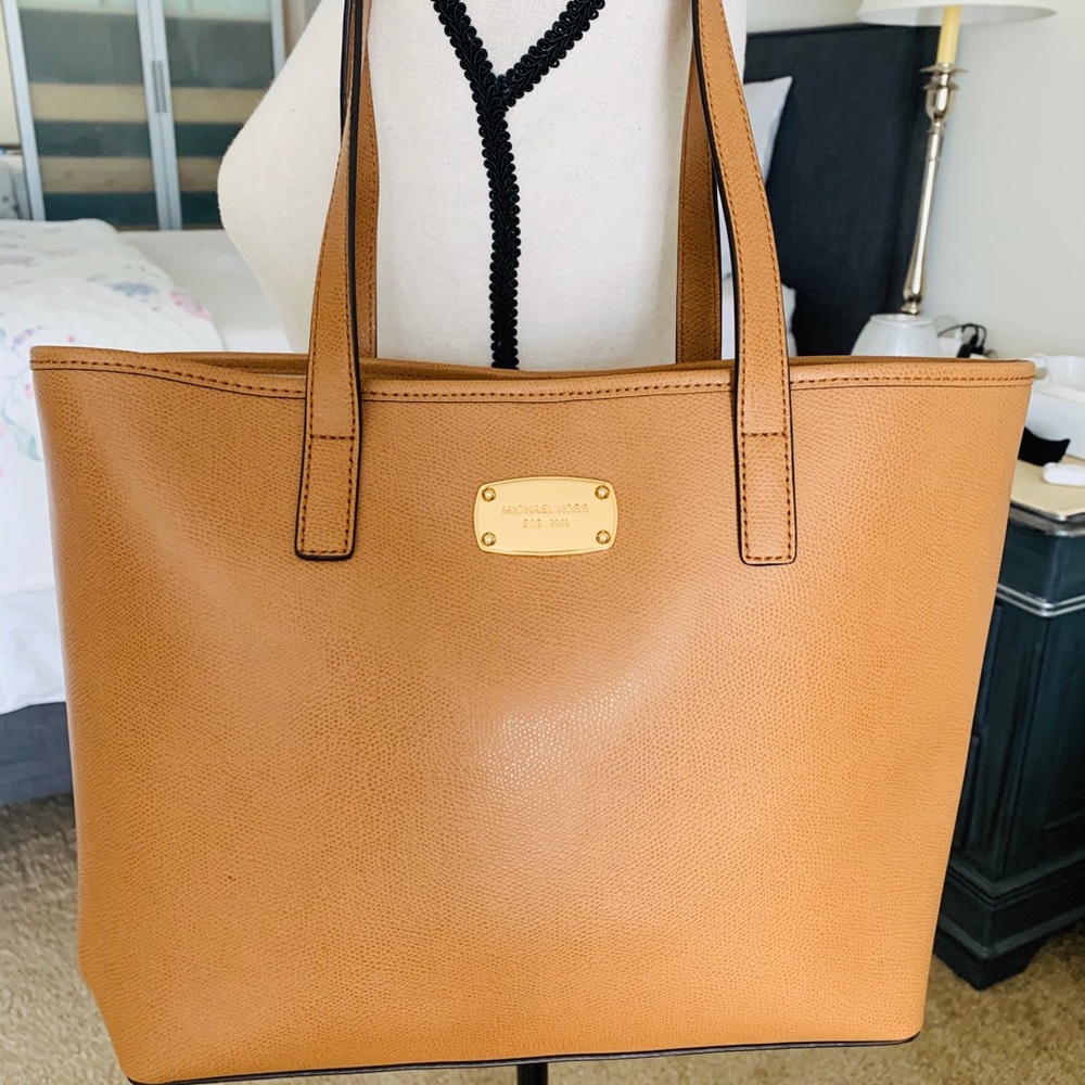 Michael Kors Tote